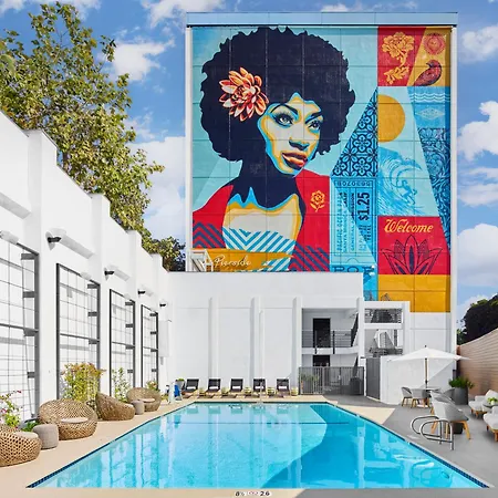 The Pierside Santa Monica Hotel